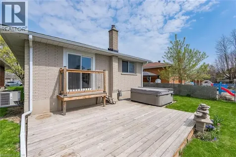 47 Brookside Crescent Kitchener ON N2N 1H2