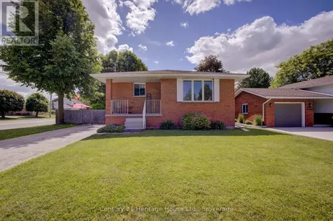 202 15th Avenue Hanover ON N4N 3L4