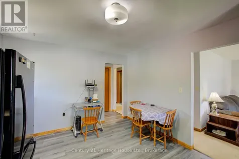 202 15th Avenue Hanover ON N4N 3L4