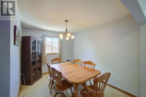 202 15th Avenue Hanover ON N4N 3L4
