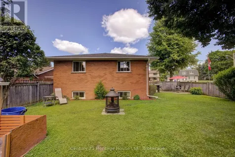202 15th Avenue Hanover ON N4N 3L4