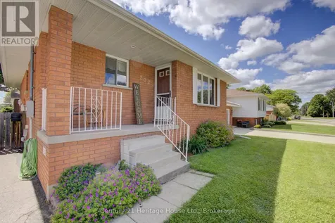 202 15th Avenue Hanover ON N4N 3L4