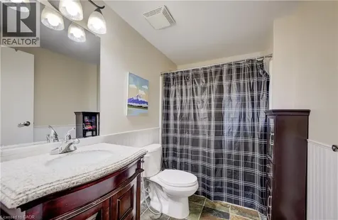 15 Hofstetter Avenue Kitchener ON N2A 3Z7