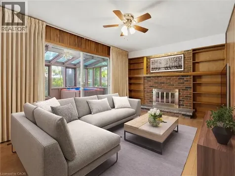 258 Camelot Drive Burlington ON L7L 2G1