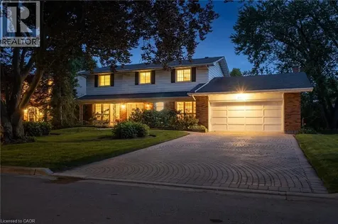 258 Camelot Drive Burlington ON L7L 2G1