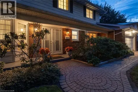 258 Camelot Drive Burlington ON L7L 2G1