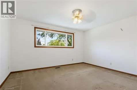 258 Camelot Drive Burlington ON L7L 2G1