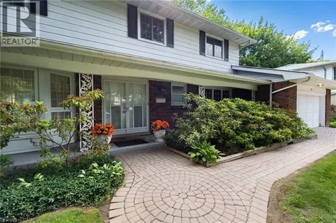 258 Camelot Drive Burlington ON L7L 2G1