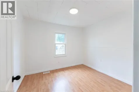 185 Cedardale Avenue Stoney Creek ON L8E 1R4