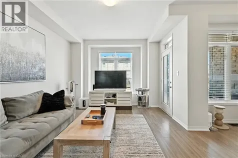 5016 Desantis Drive Beamsville ON L0R 1B2