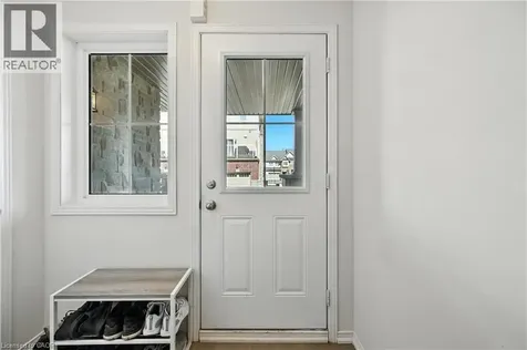5016 Desantis Drive Beamsville ON L0R 1B2