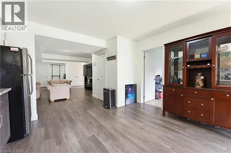 399 Greenfield Avenue Kitchener ON N2C 1E6