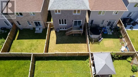 46 Munro Circle Brantford ON N3T 0R3