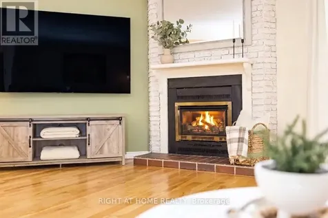 30 Berkshire Way Ottawa ON K2J 2B2