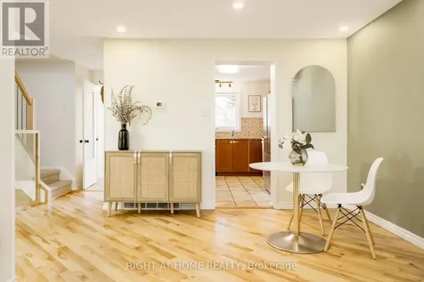 30 Berkshire Way Ottawa ON K2J 2B2