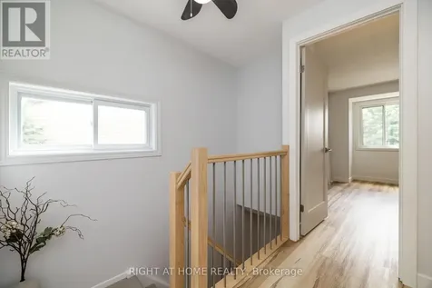 30 Berkshire Way Ottawa ON K2J 2B2