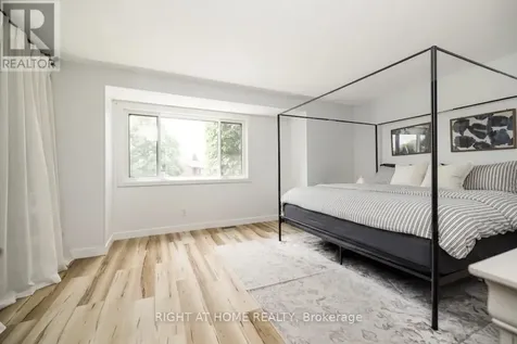 30 Berkshire Way Ottawa ON K2J 2B2