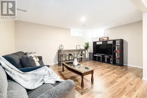 30 Berkshire Way Ottawa ON K2J 2B2