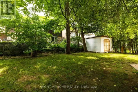 30 Berkshire Way Ottawa ON K2J 2B2