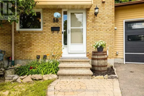 30 Berkshire Way Ottawa ON K2J 2B2