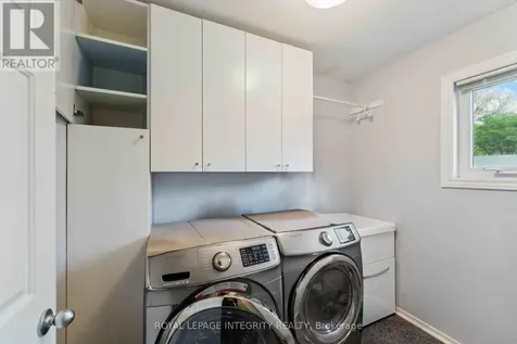 48 Depper Place Ottawa ON K1T 3L4