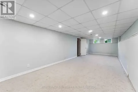 48 Depper Place Ottawa ON K1T 3L4