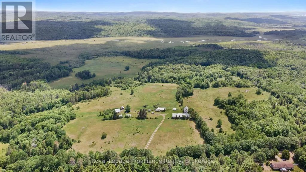 725 Peplinski Homestead Road Madawaska Valley ON K0J 1B0