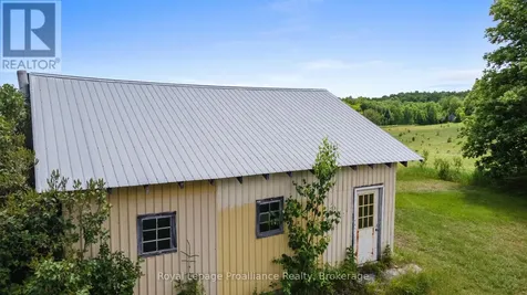 725 Peplinski Homestead Road Madawaska Valley ON K0J 1B0