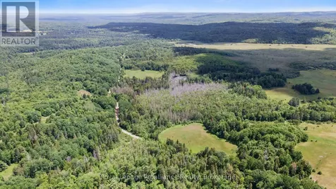 725 Peplinski Homestead Road Madawaska Valley ON K0J 1B0