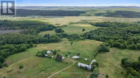 725 Peplinski Homestead Road Madawaska Valley ON K0J 1B0