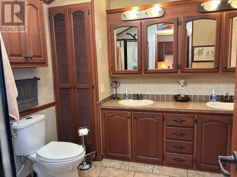 13 White Pines Trail Wasaga Beach ON L9Z 1X7
