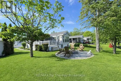 13 White Pines Trail Wasaga Beach ON L9Z 1X7