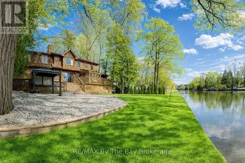 646 Oxbow Park Drive Wasaga Beach ON L9Z 2V2
