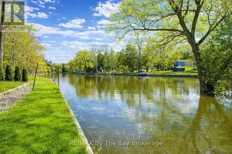 646 Oxbow Park Drive Wasaga Beach ON L9Z 2V2