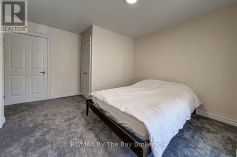 646 Oxbow Park Drive Wasaga Beach ON L9Z 2V2