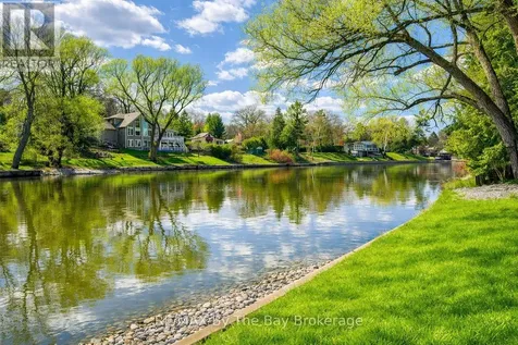 646 Oxbow Park Drive Wasaga Beach ON L9Z 2V2