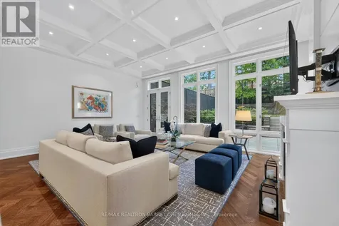 20B Woodlawn Avenue West Toronto (yonge-st. Clair) ON M4V 1G7