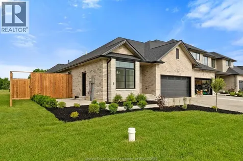 715 Elliot Point Road Amherstburg ON N9V 0H1