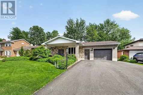 1628 Grant Avenue Cornwall ON K6J 5J4