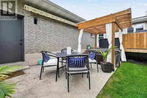 1628 Grant Avenue Cornwall ON K6J 5J4