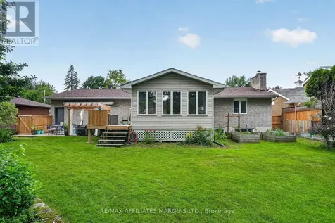 1628 Grant Avenue Cornwall ON K6J 5J4