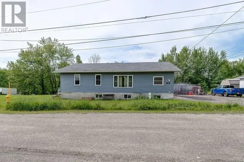 15 Willow Greater Sudbury ON P0M 3C0