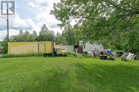 15 Willow Greater Sudbury ON P0M 3C0