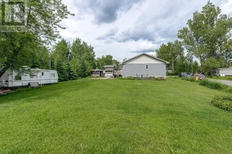 15 Willow Greater Sudbury ON P0M 3C0