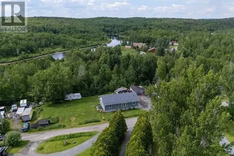 15 Willow Greater Sudbury ON P0M 3C0