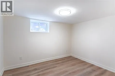 172 Kenilworth Avenue South Hamilton ON L8K 2T4