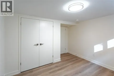 172 Kenilworth Avenue South Hamilton ON L8K 2T4
