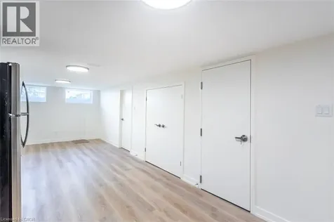 172 Kenilworth Avenue South Hamilton ON L8K 2T4