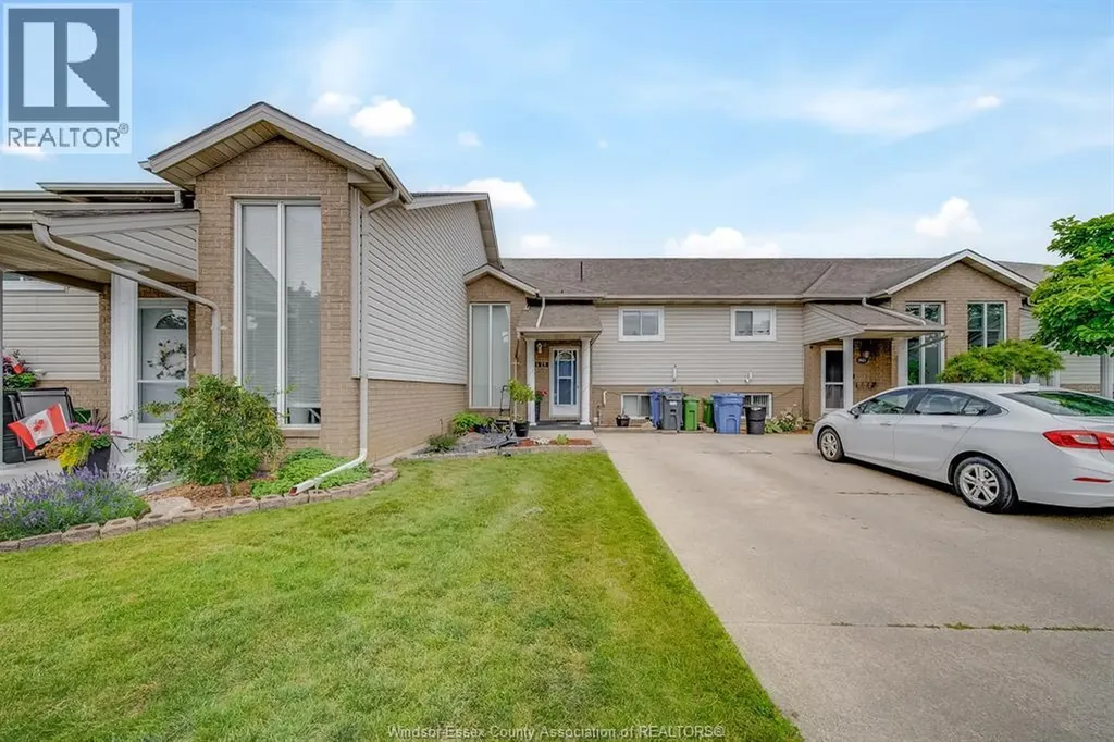 1425 Mickaila Crescent Tecumseh ON N8N 4Z2