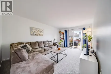 1425 Mickaila Crescent Tecumseh ON N8N 4Z2